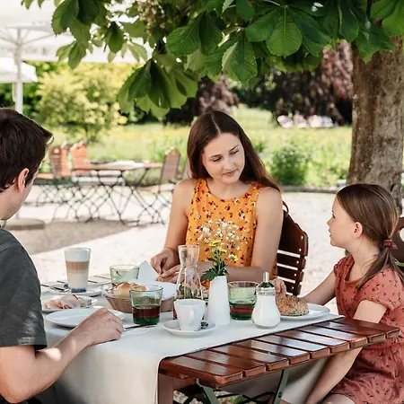 瓦塔尔酒店 大格迈因